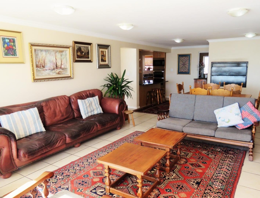 9 Bedroom Property for Sale in Waterfront Western Cape